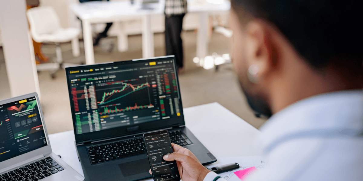 AI Restructuring and Market Volatility Shape the U.S. Business Landscape in 2026