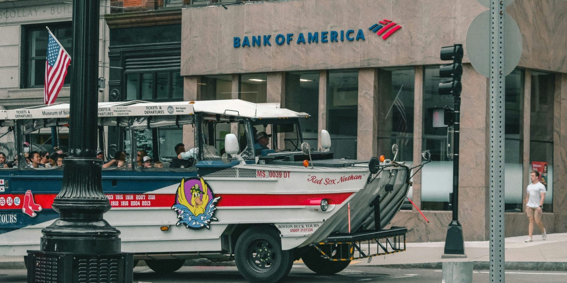 Bank of America and Citibank to Close on Memorial Day as Major Banks Pause Services