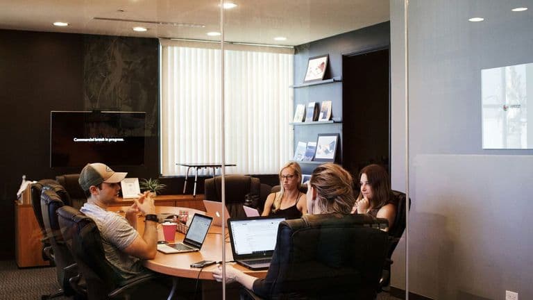 US Tech Startups Attract Record $40 Billion in Venture Funding in Q1 2025