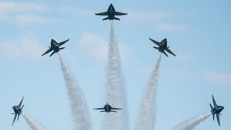 President Donald Trump Signs Executive Orders to Propel Drone and Supersonic Flight Innovations