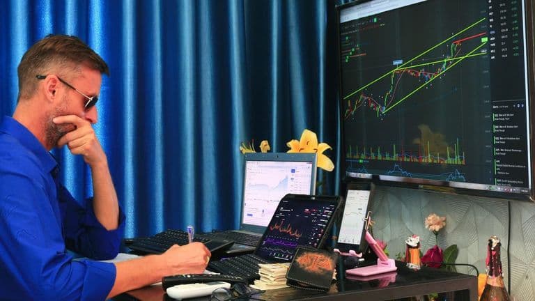 Stock Markets React to Geopolitical Tensions: Oil Prices Surge Amid Israel-Iran Crisis