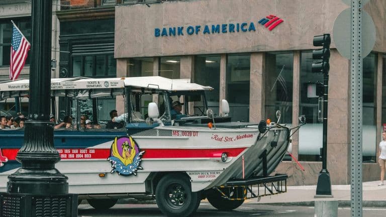 Bank of America and Citibank to Close on Memorial Day as Major Banks Pause Services