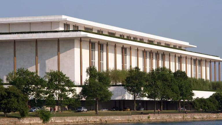 Kennedy Center Faces Backlash Over Political Overhaul