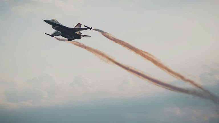 Supersonic Flight Ban Lifted as U.S. Seeks to Lead in High-Speed Air Travel