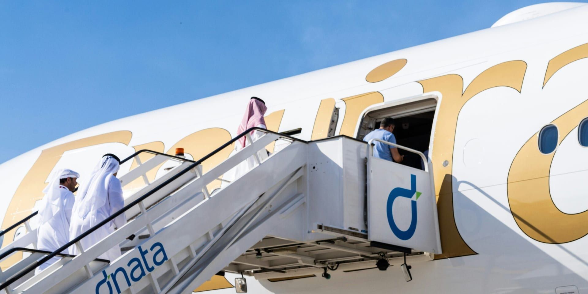 Oman Air Joins Oneworld Alliance, Expanding Global Connectivity