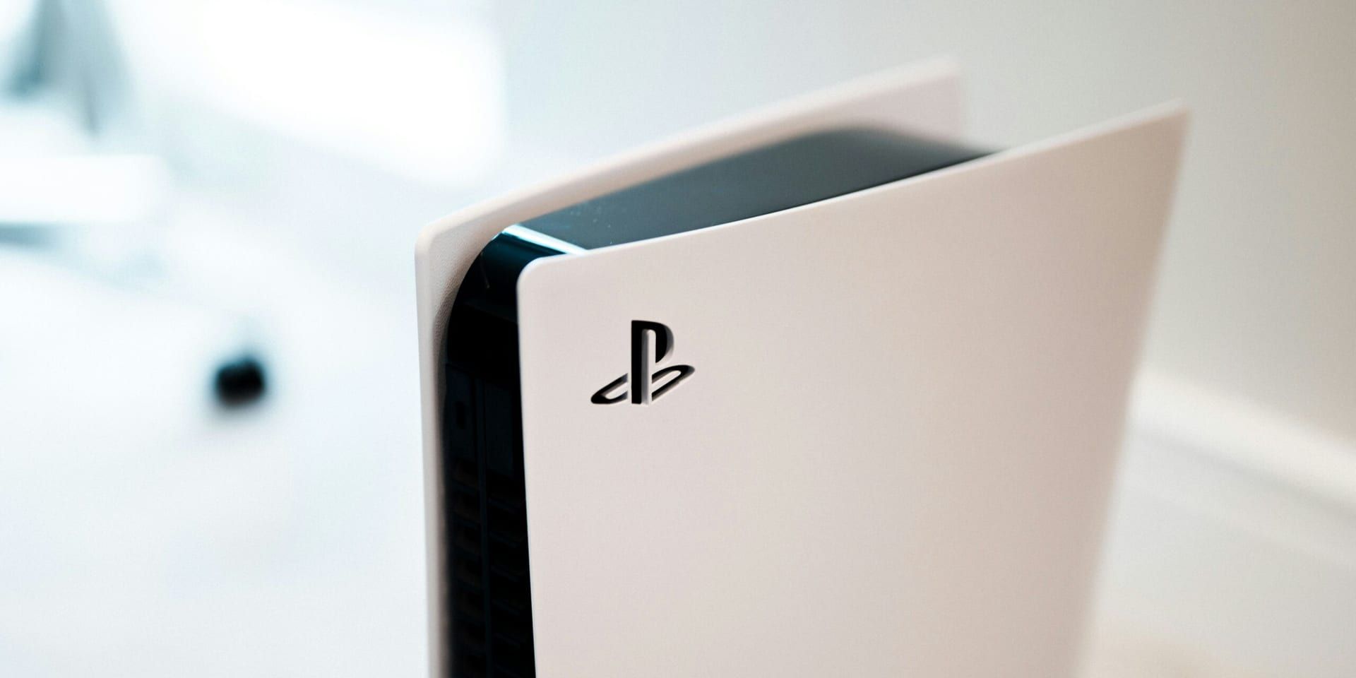Microsoft Launches First Handheld Xbox Devices Amid Earnings Season