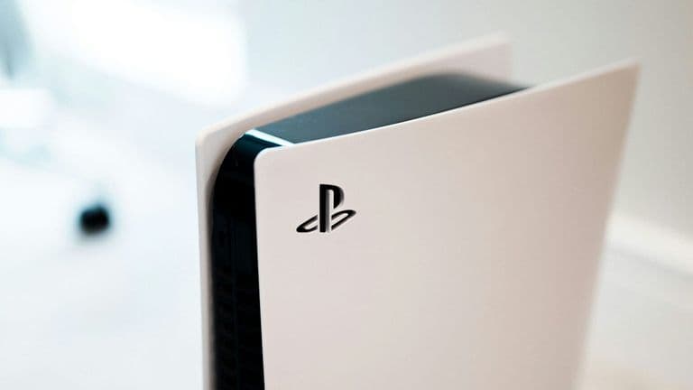 Microsoft Launches First Handheld Xbox Devices Amid Earnings Season