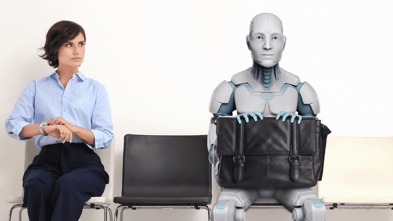 U.S. Companies Accelerate AI Workforce Upskilling as Talent Gap Widens