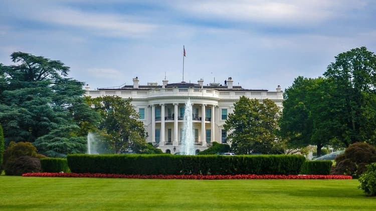 Tech CEOs Turn Charm Offensive into Policy Wins at White House