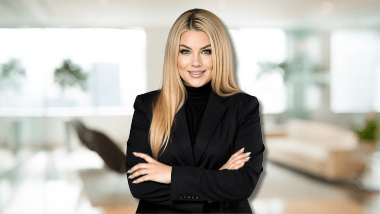 "Stoyana Natseva honored as Global Humanitarian Business Leader 2025 for impactful work in empowerment and personal development."
