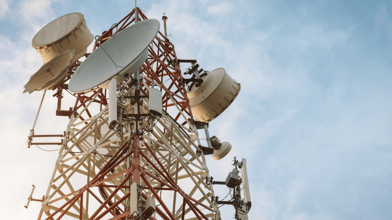 U.S. Moves Toward Expanded Telecom Restrictions as FCC Targets Foreign Data Infrastructure