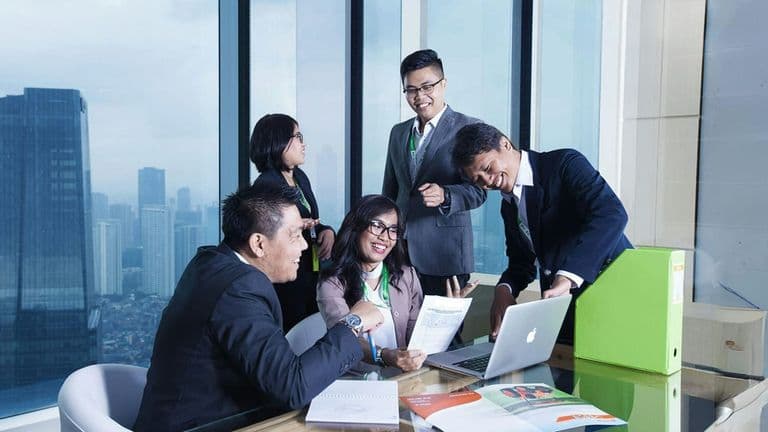 Boards Shift Toward Strategic Flexibility in Executive Contracts Amid Potential Transitions