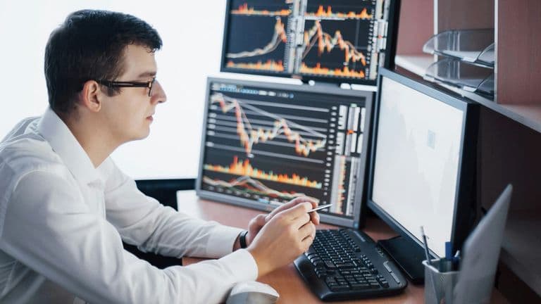 U.S. Stock Market Reaches Record Highs Amidst Optimism