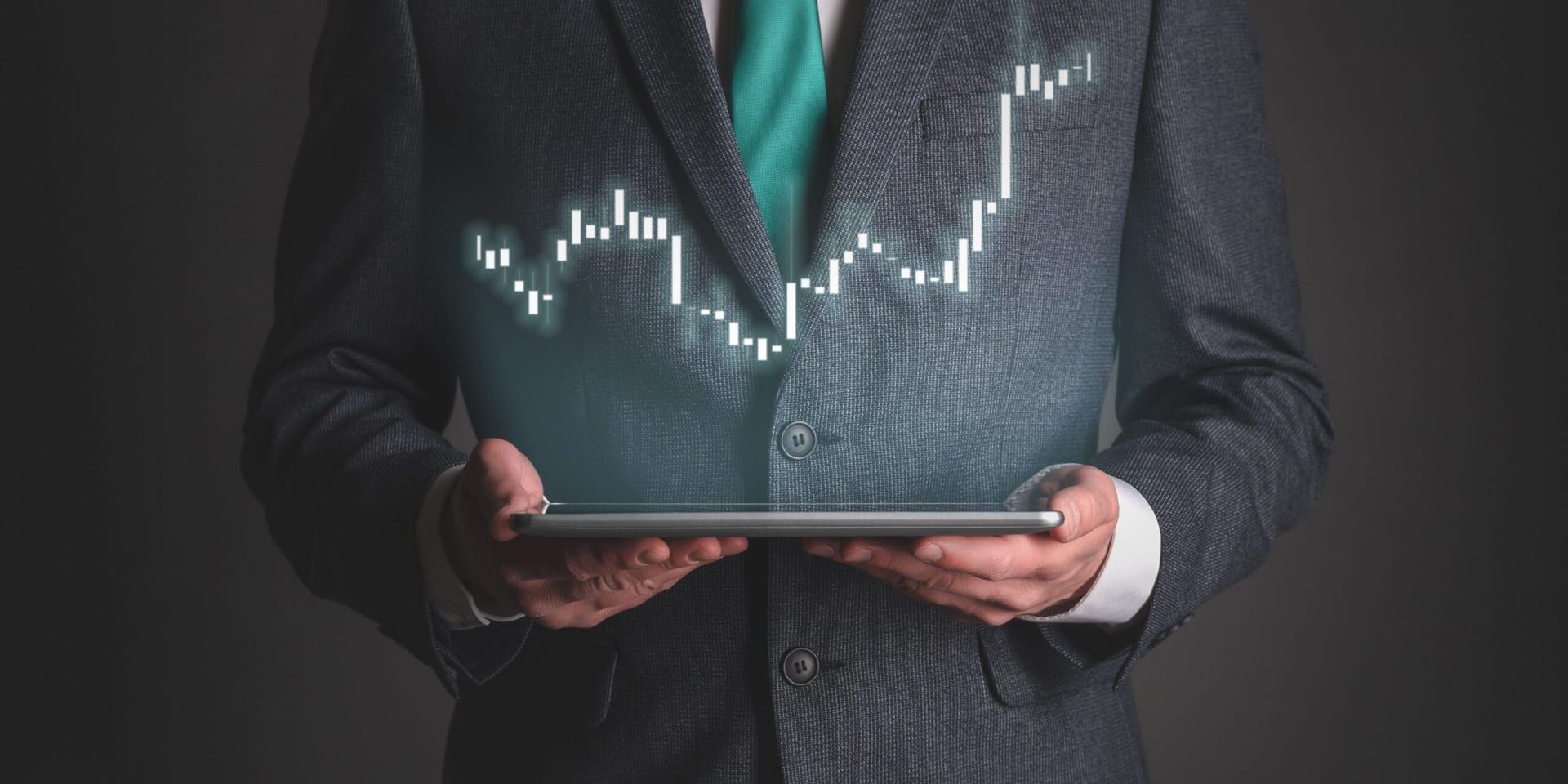 Wall Street Climbs as Oil Prices Ease, Fed Meeting in Focus