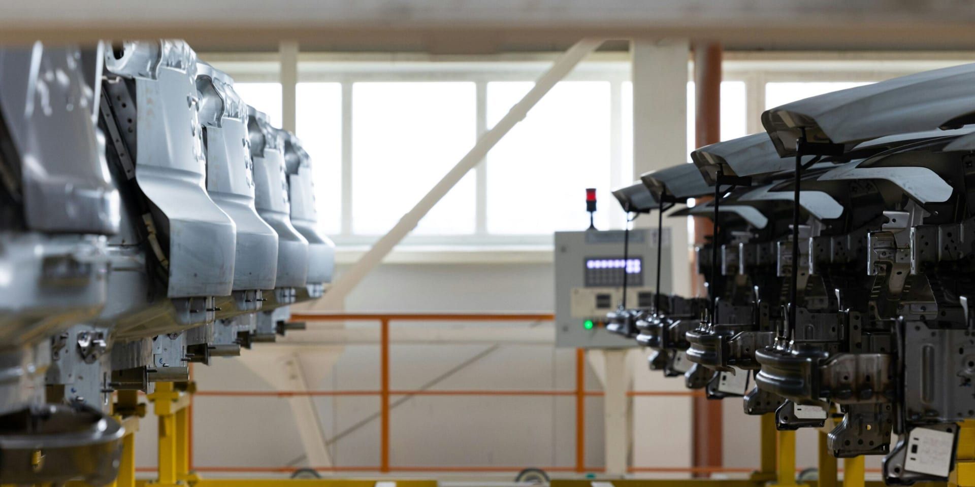 AI Breakthrough Boosts U.S. Manufacturing Efficiency by 30% in 2025