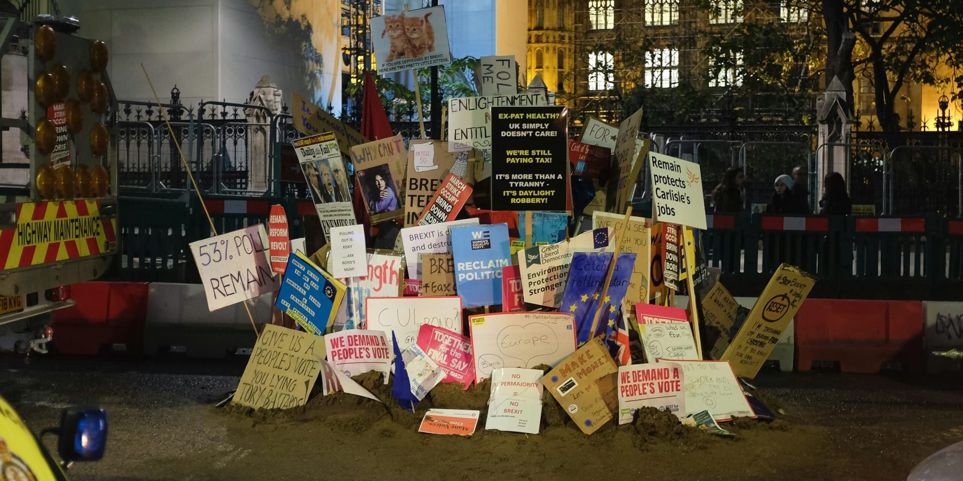 Artists Organize Nationwide Protests Against Authoritarianism