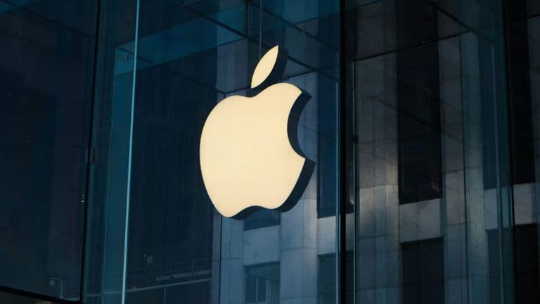 Apple Amplifies $500 Billion U.S. Investment with AI Infrastructure and “Liquid Glass” Design Rollout