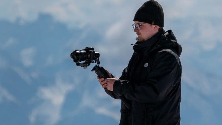 Paramount Skydance Appoints AI Expert Dennis K. Cinelli to Board, Signaling Tech-Focused Strategic Shift